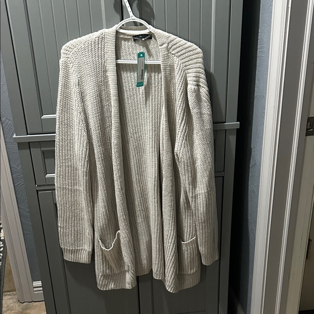 Elegant Women's Beige Cardigan Sweater